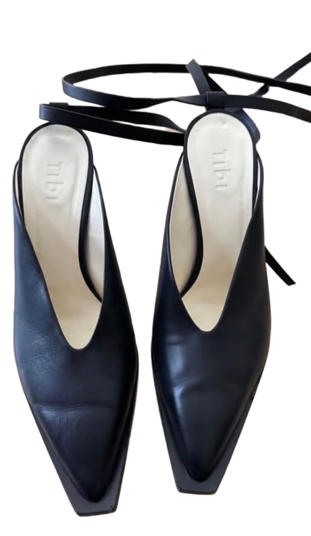 Black leather pumps with ankle ties