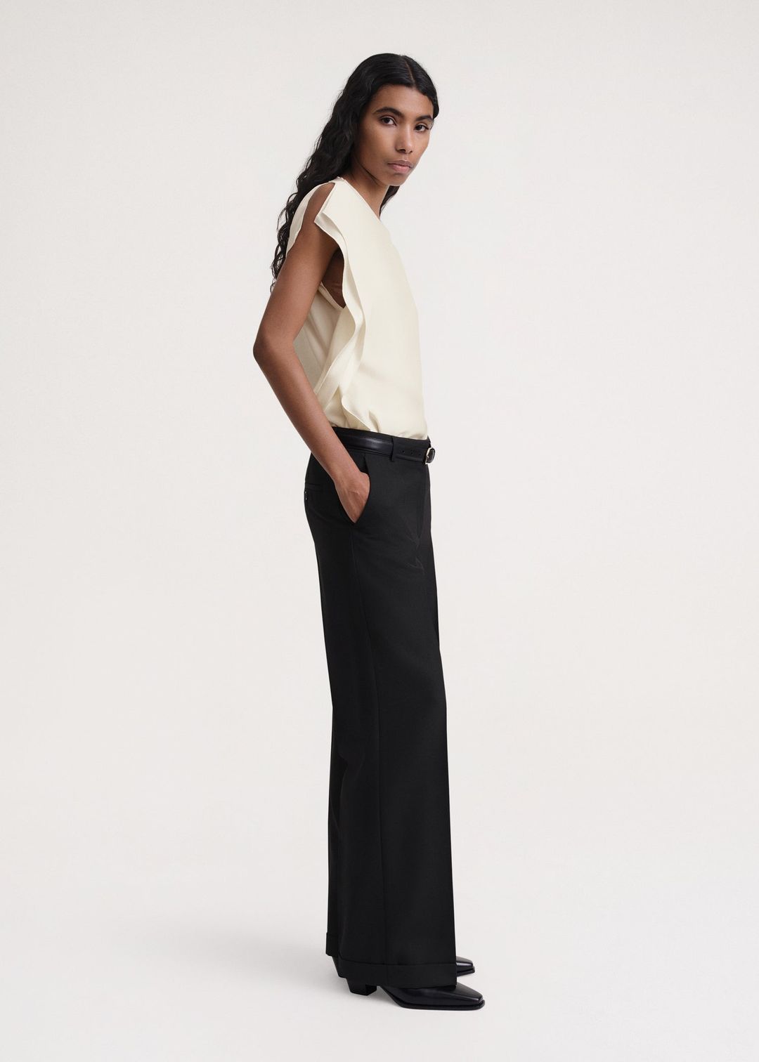 Side-drape crepe top macadamia
