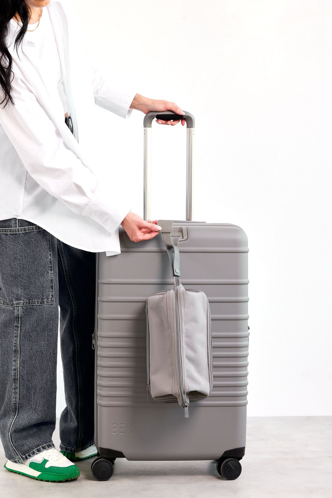 The Medium Check-In Roller in Grey #8