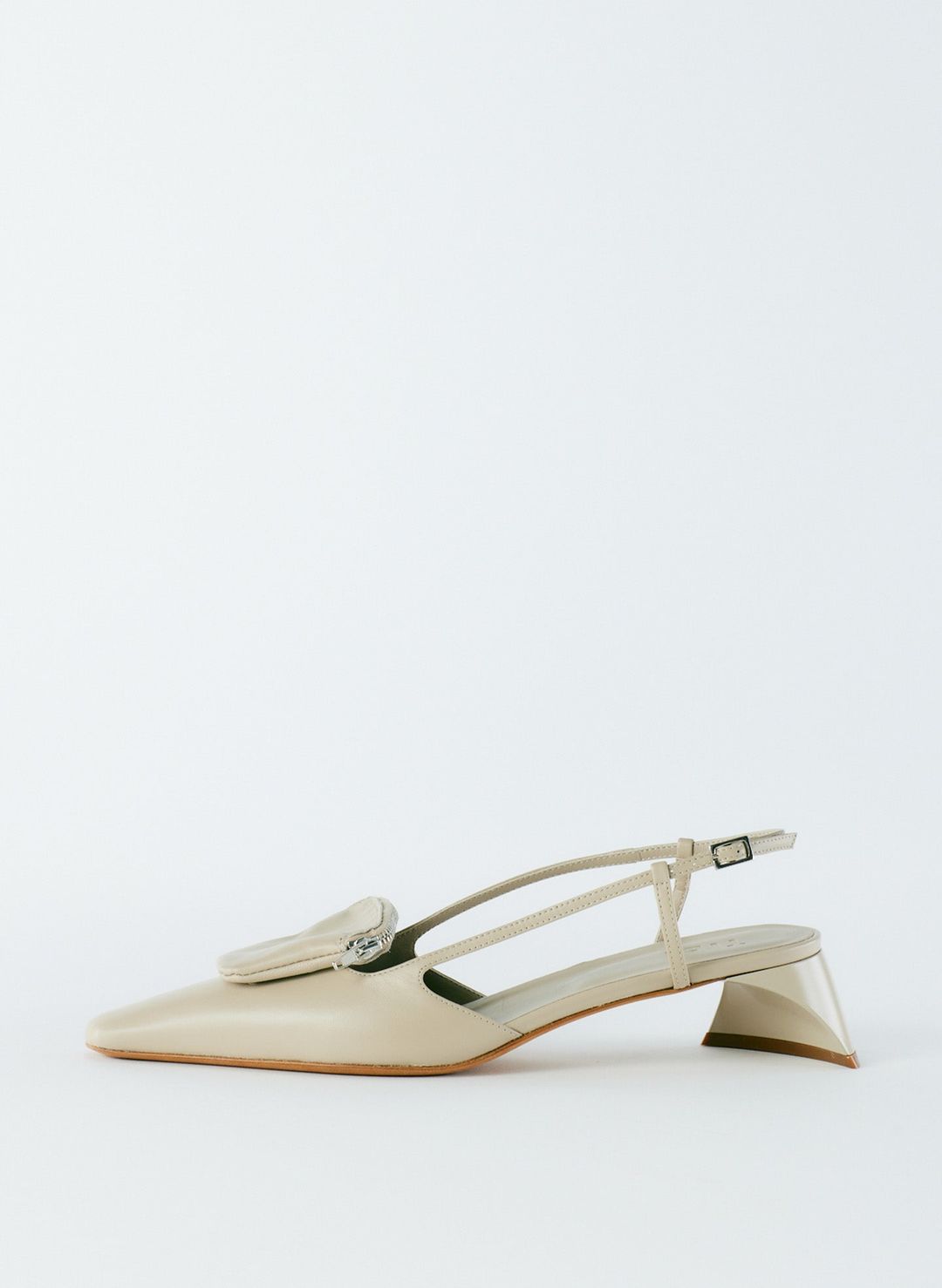 Victor Slingback