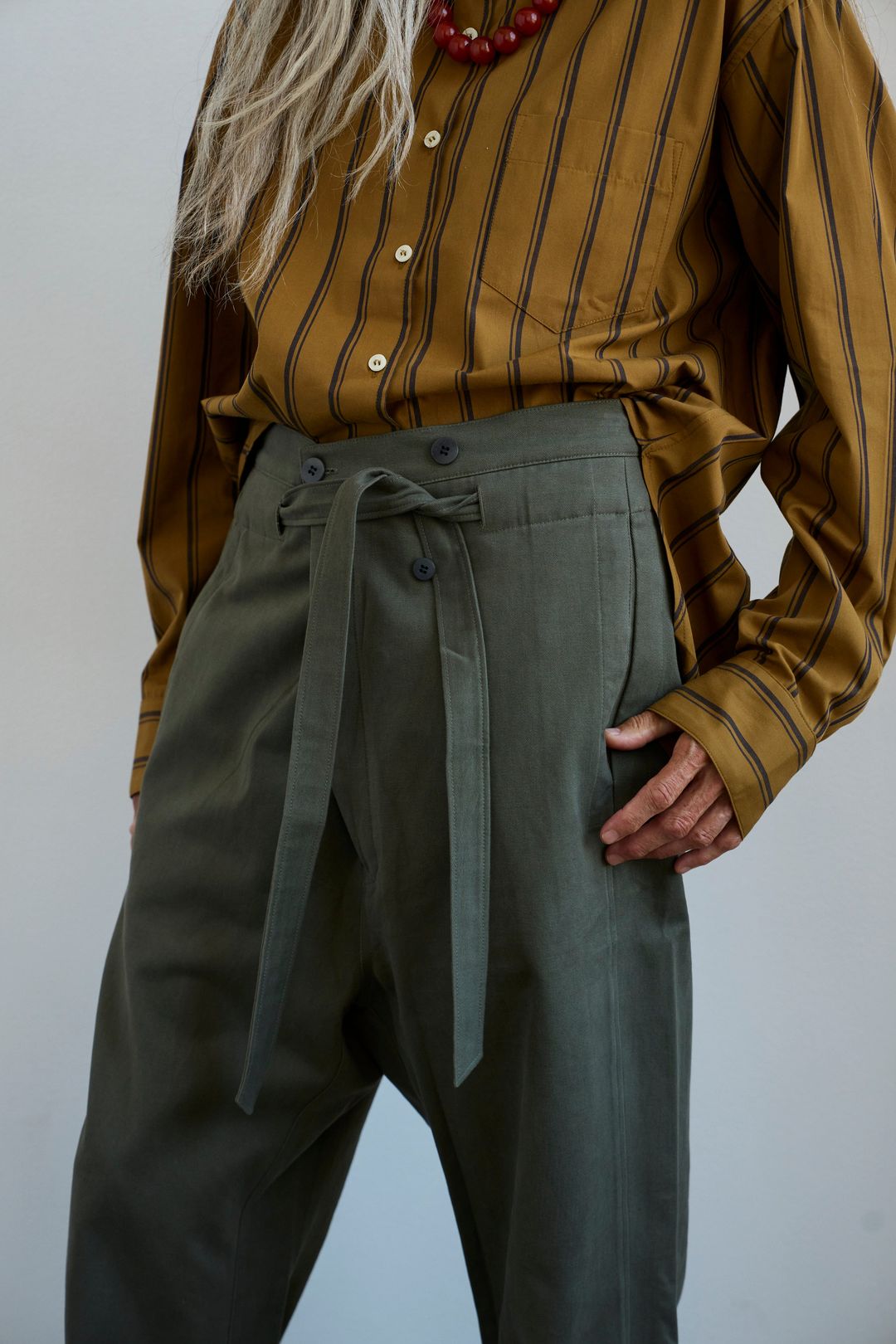 The Everything Pant in Olive #4