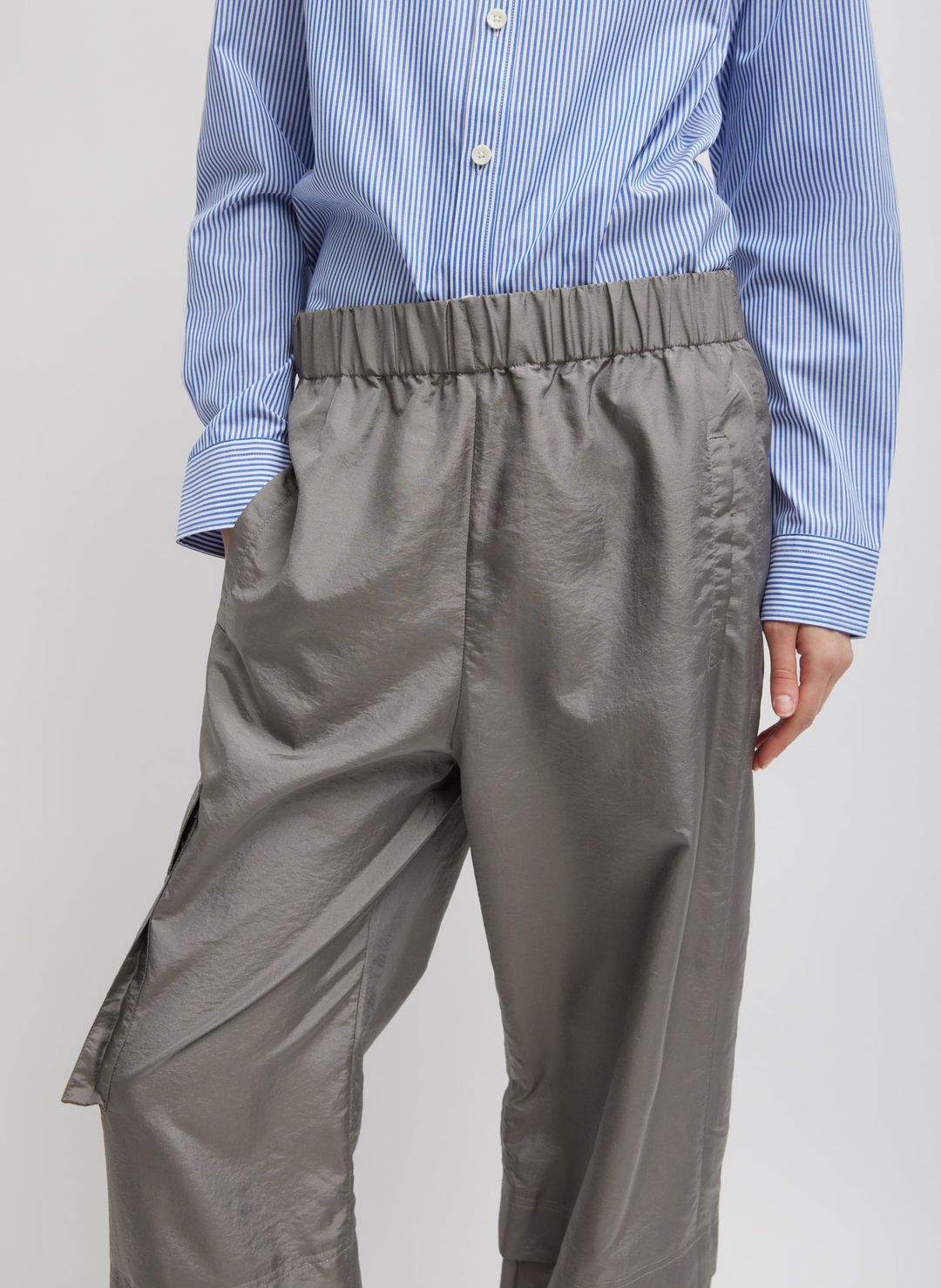 Crispy Nylon Wilt Pull On Jogger