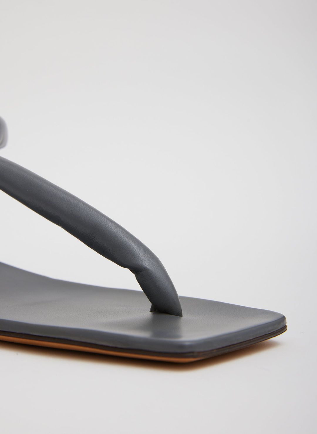 Aston Sandal #7