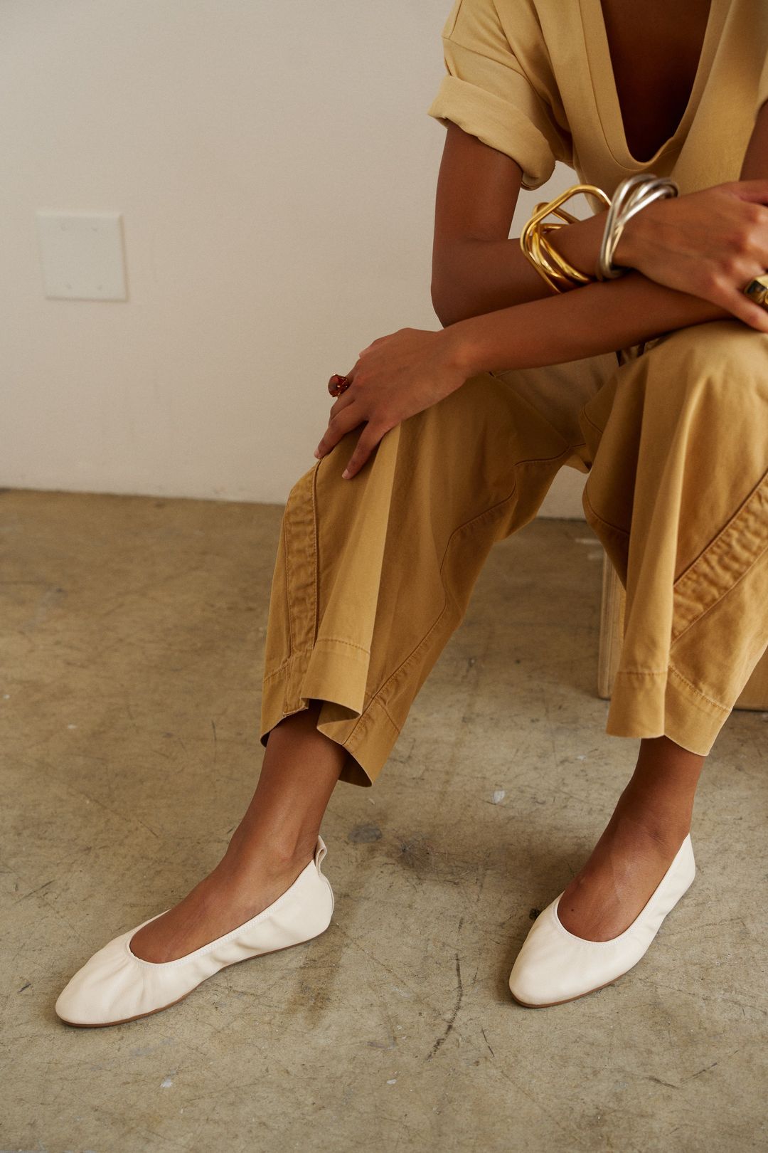The Cove Slipper in Latte #5