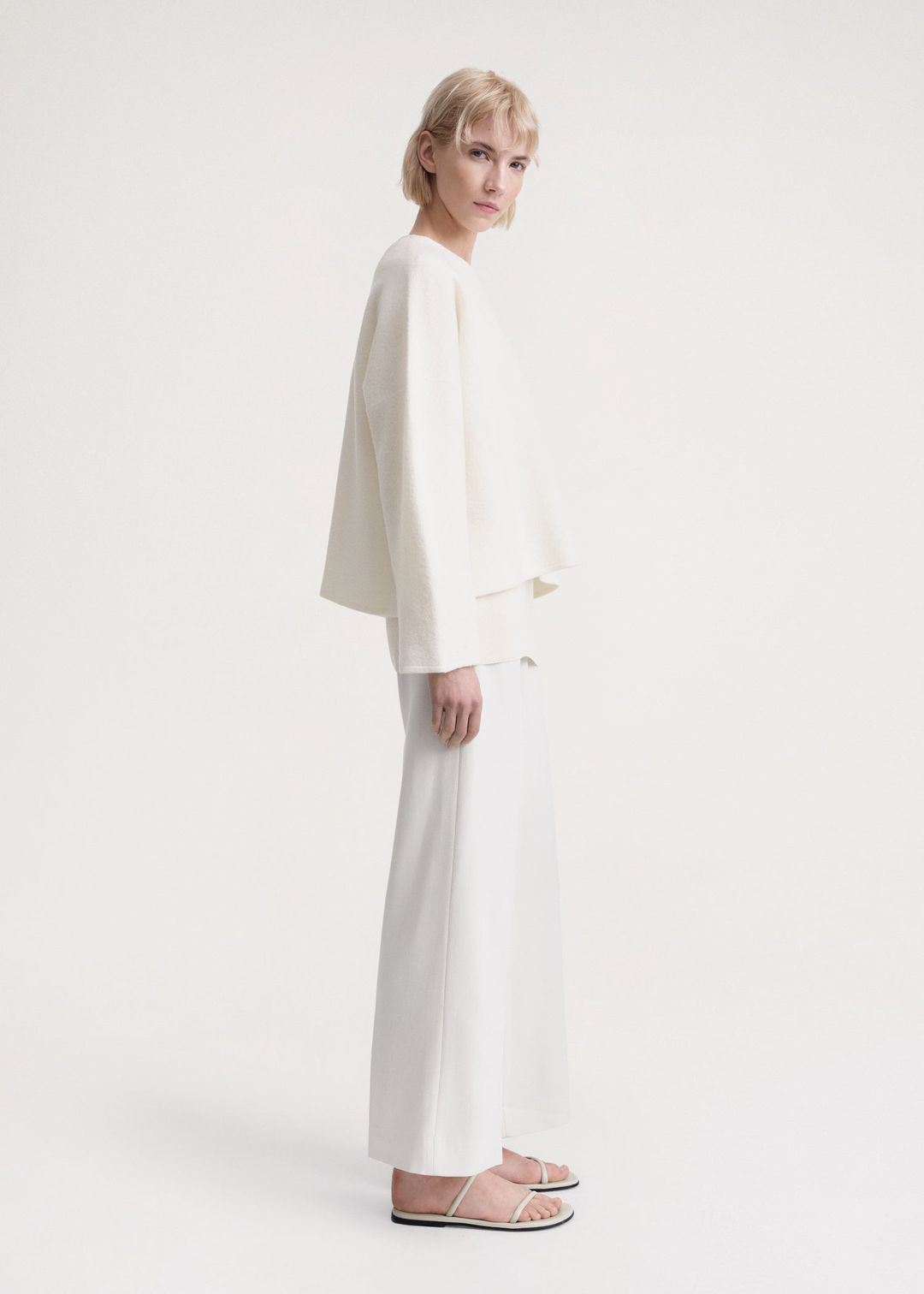 Felted merino knit off-white #4