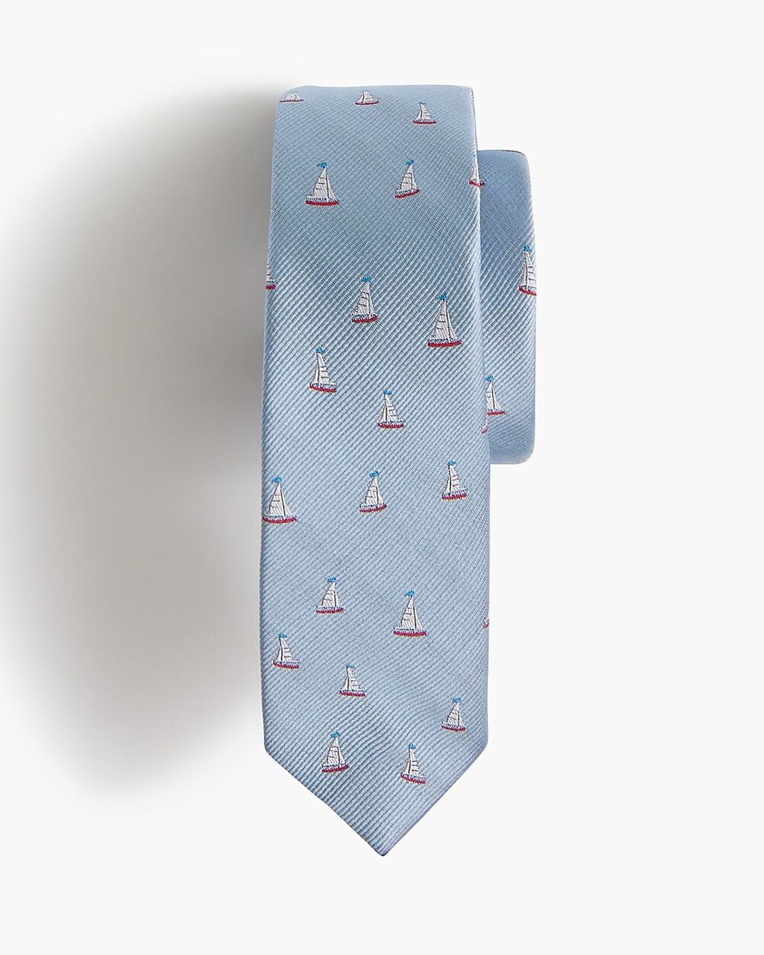 may sailboat tie