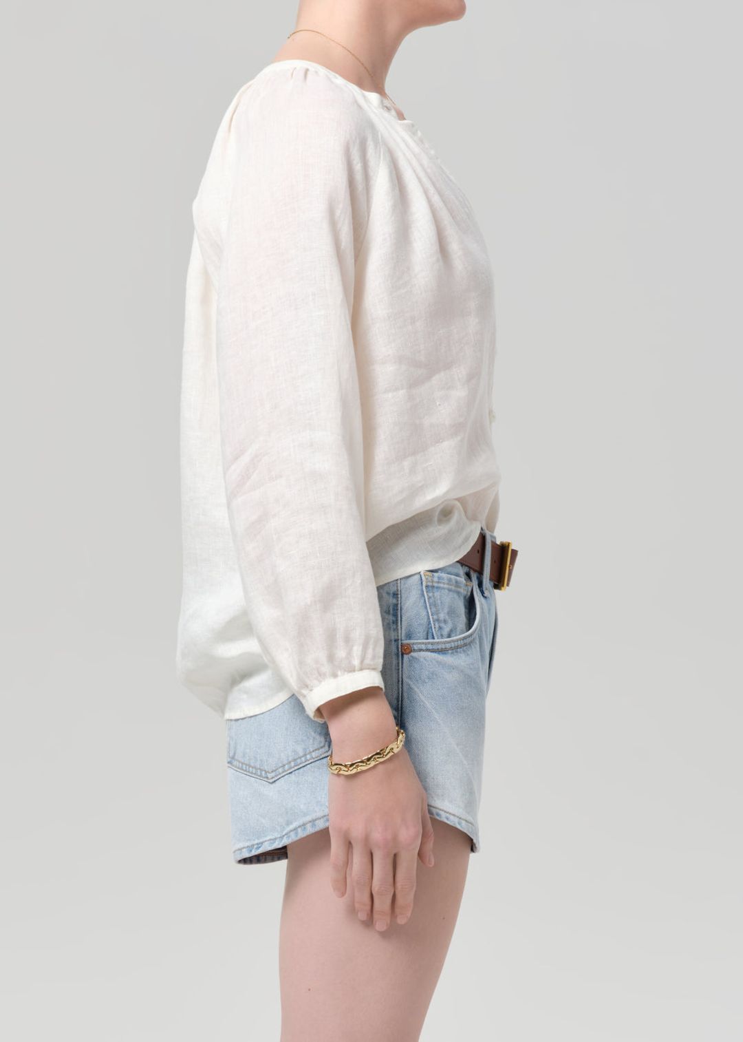 Paro Blouse in Villa #3