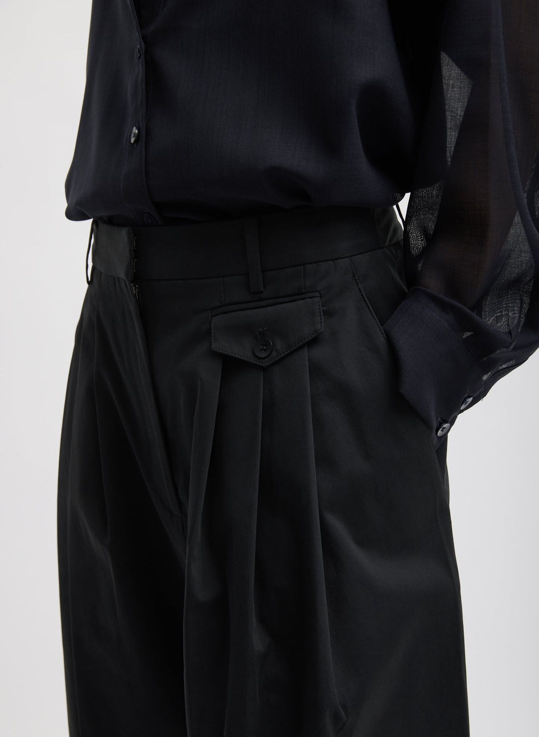 Bio Twill Triple Pleat Short #6
