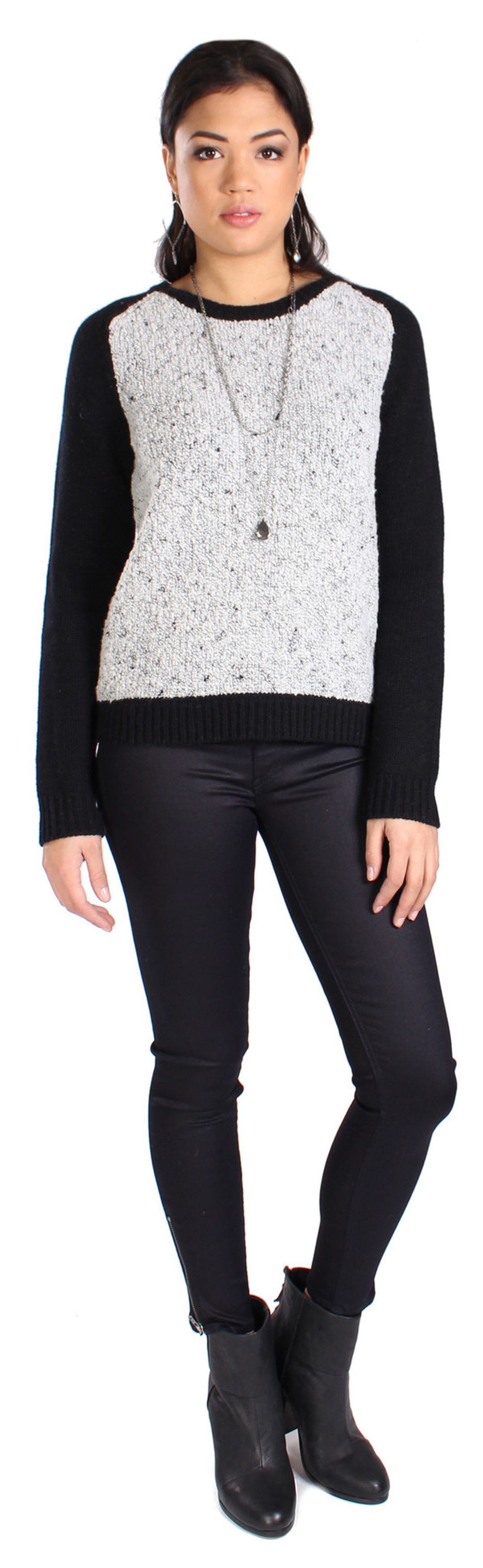 Portia Pullover in Black / Grey