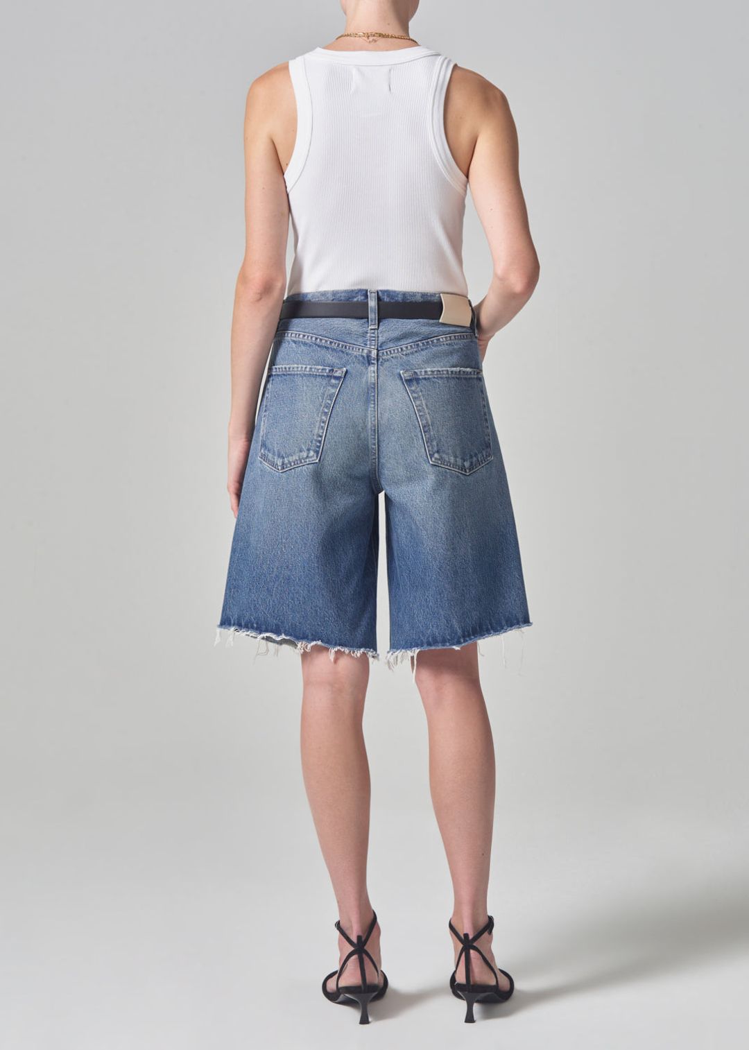 Ayla Short in Maxwell #3