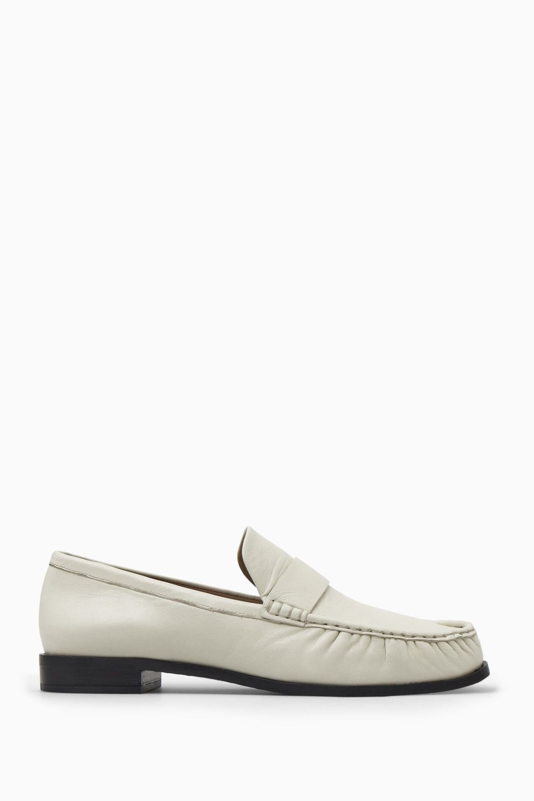 LEATHER LOAFERS