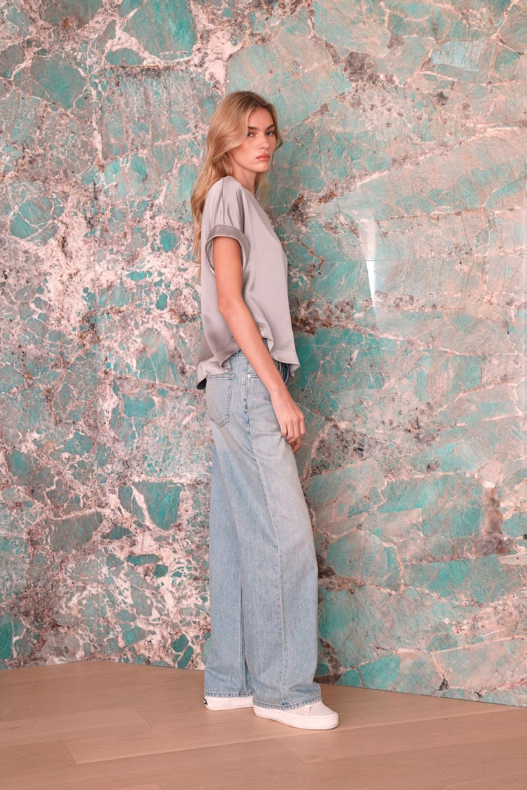 NESSA RELAXED CUFFED SILK T-SHIRT | FOGGY #6