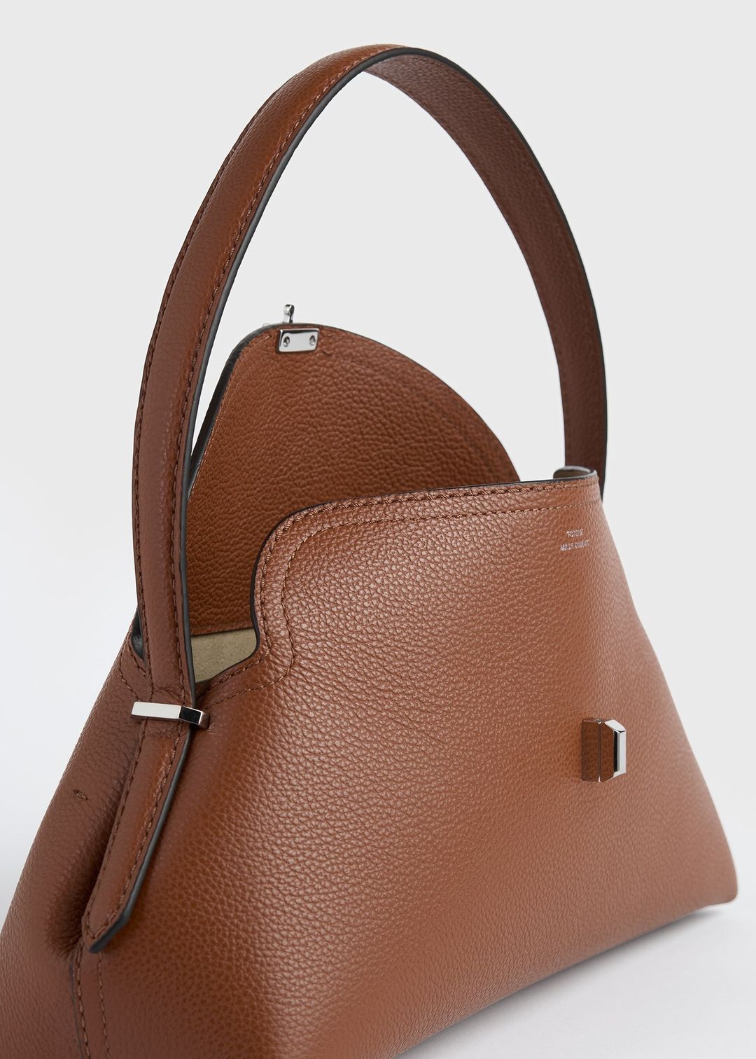 T-lock grained-leather shoulder sienna #8