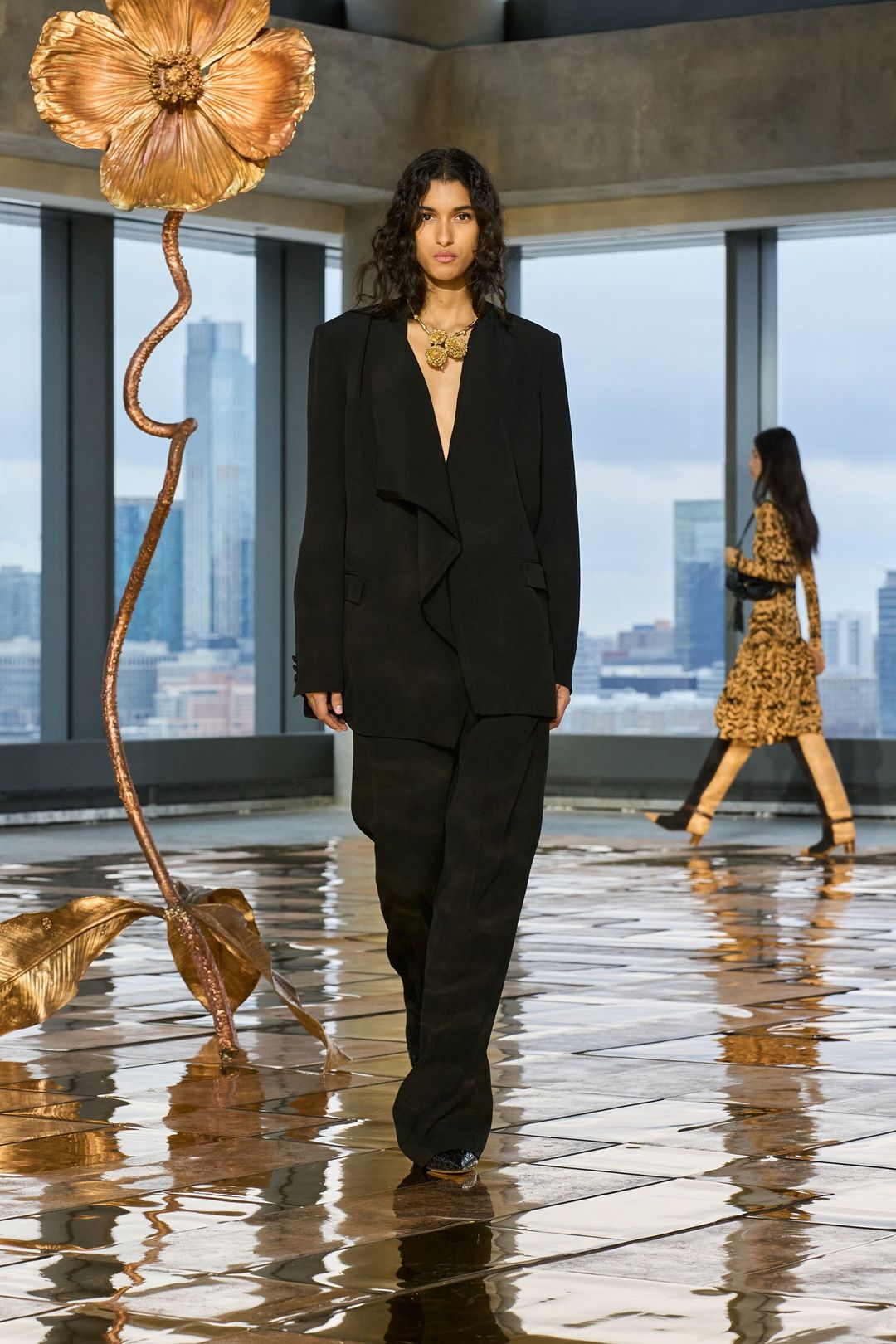 Elea Draped Front Blazer- Noir #5