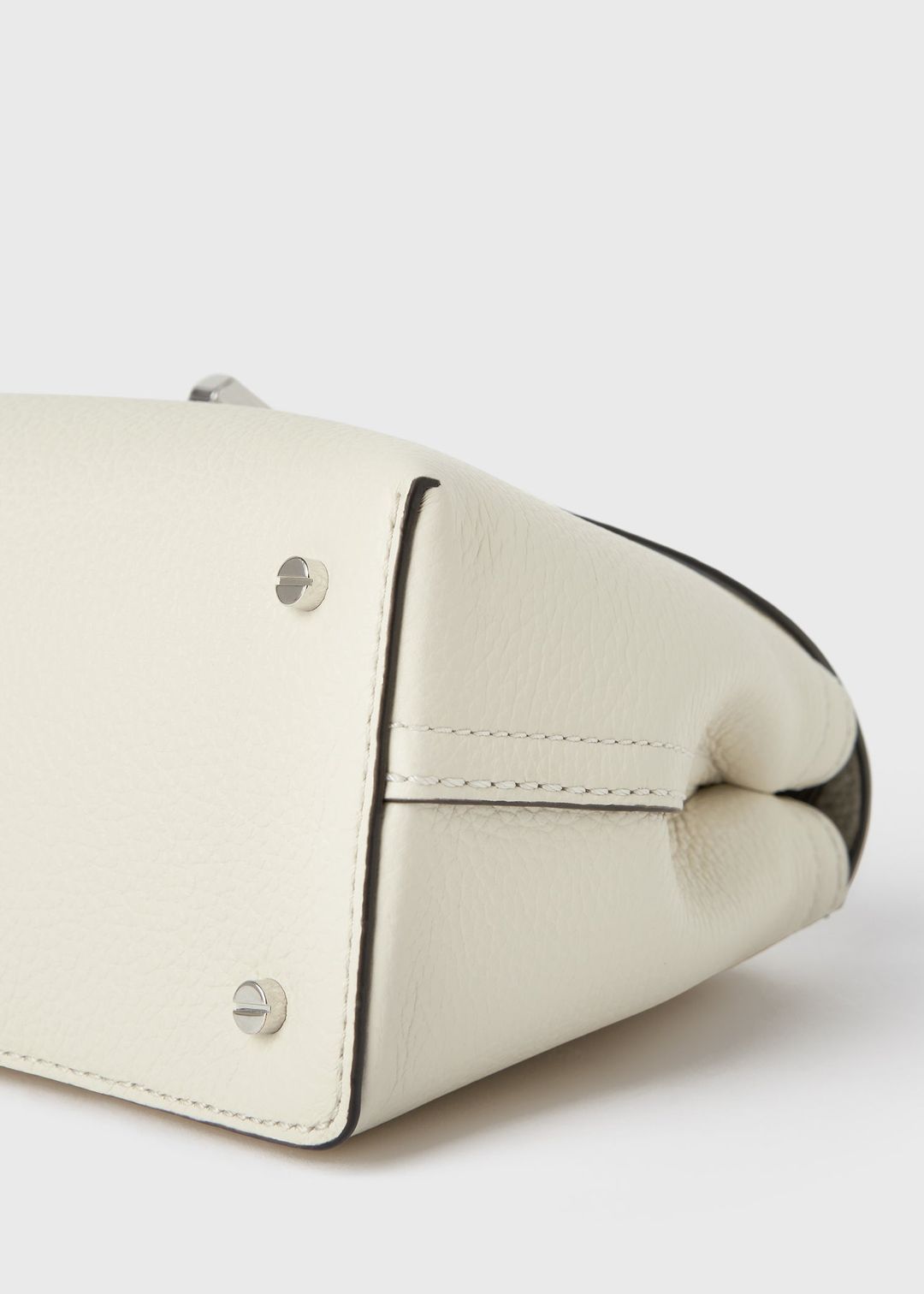 T-lock grained-leather clutch milk #5