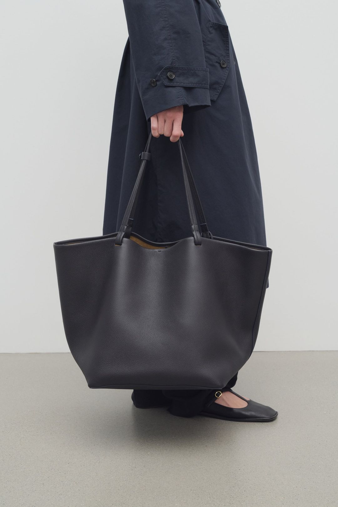 XL Park Tote in Leather #4