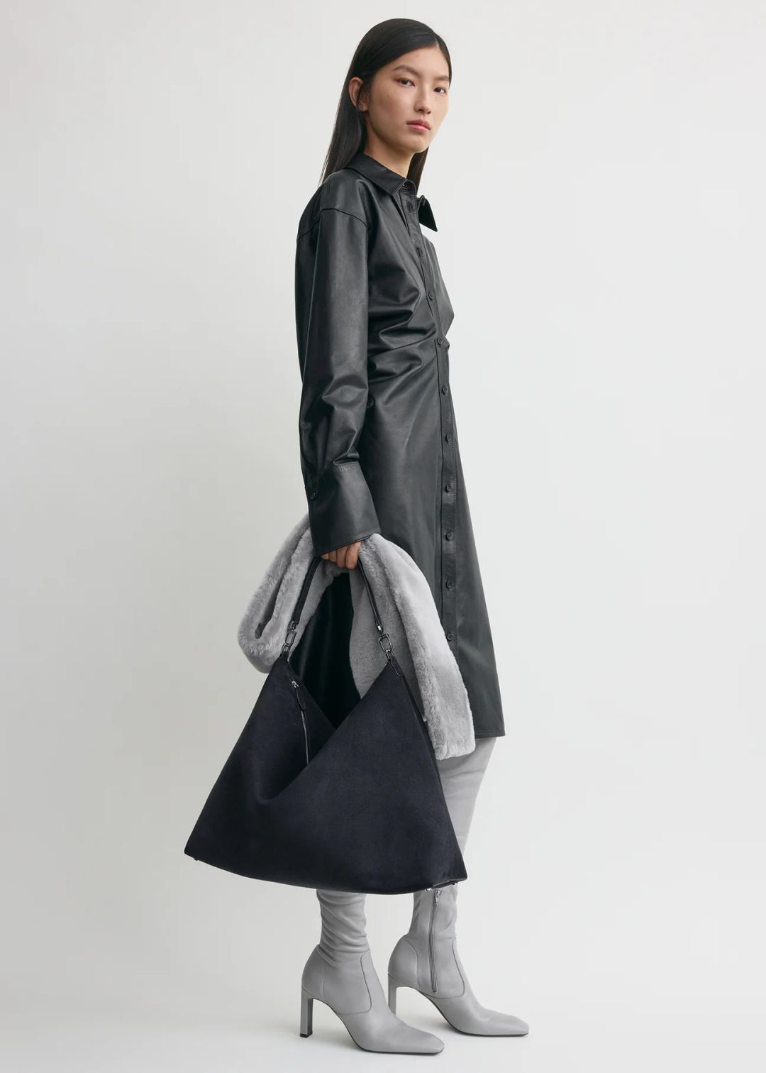 Bevel suede bag navy #3