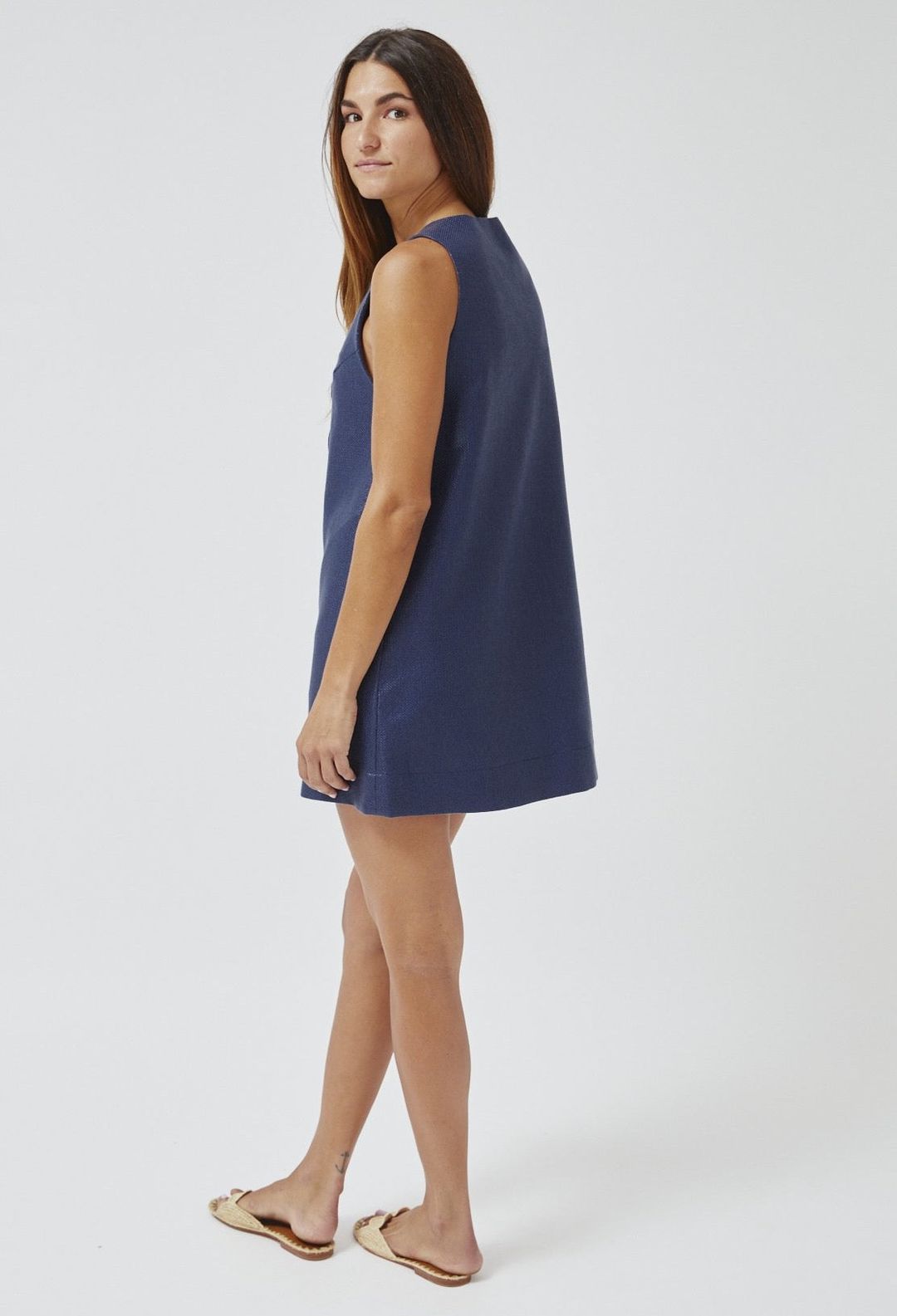 THE SCALLOP MINI DRESS in NAVY WEAVE RAFFIA #4