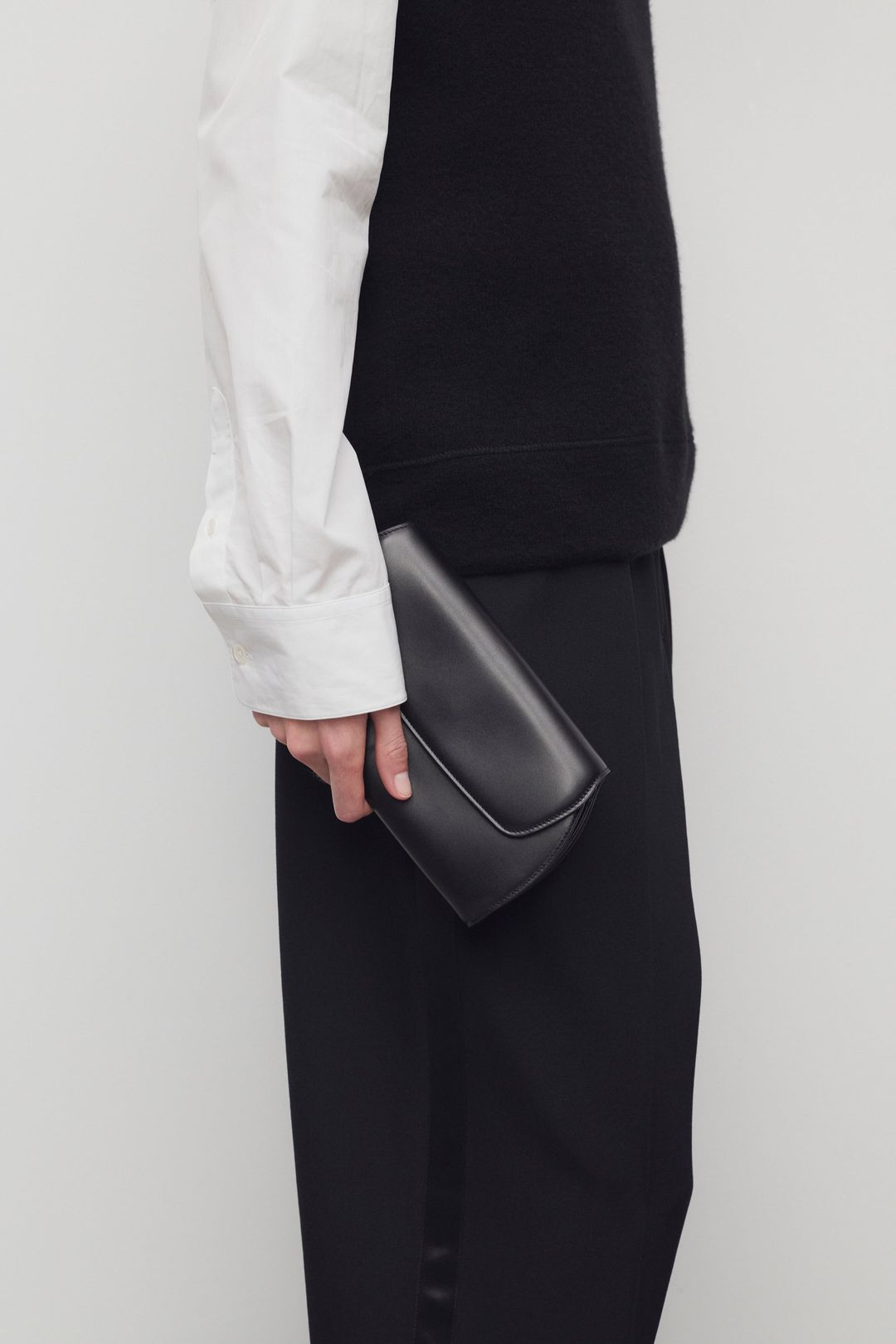 Curved Clutch #4
