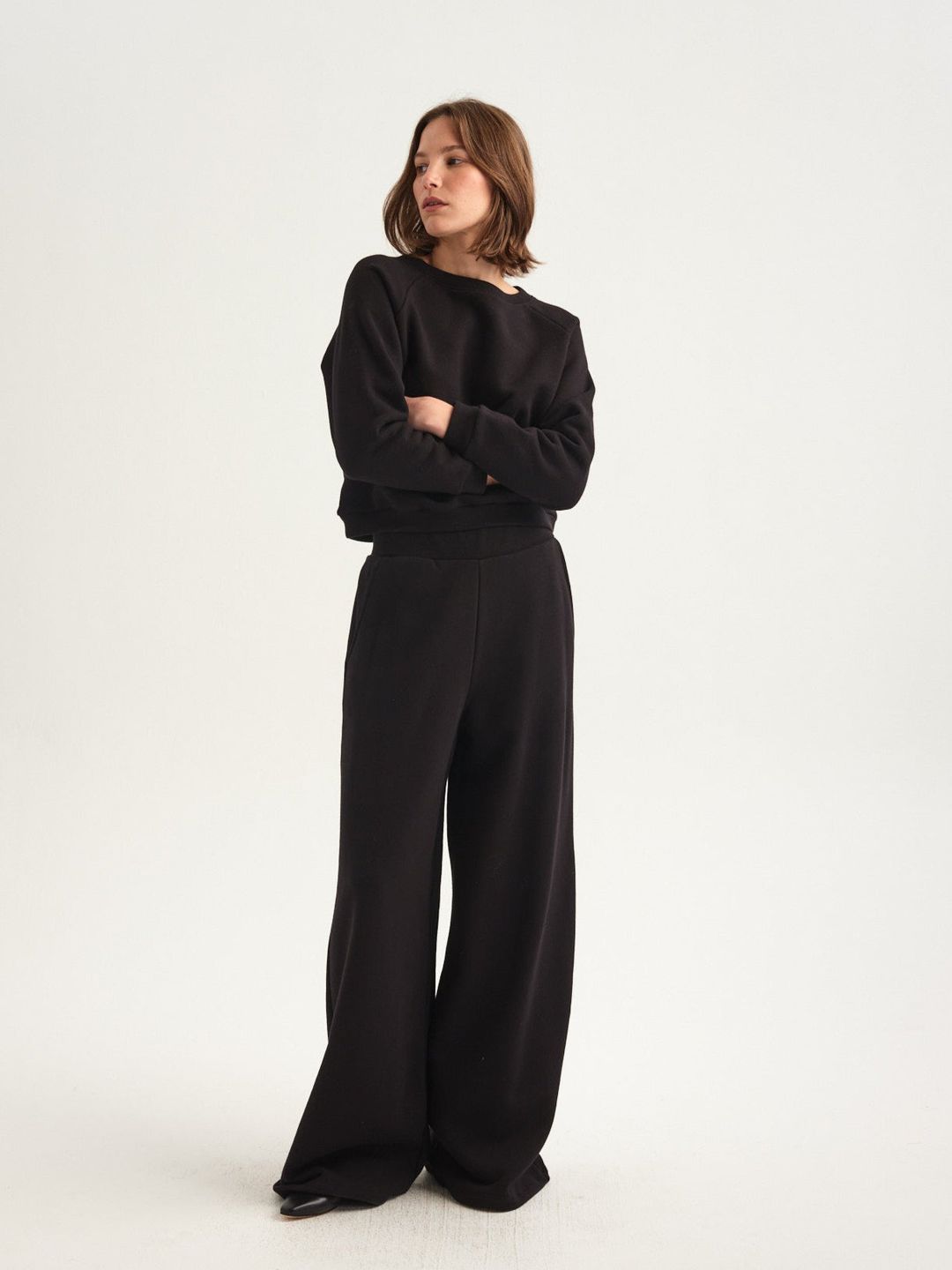 The Wide Leg Terry Trouser in Black #6