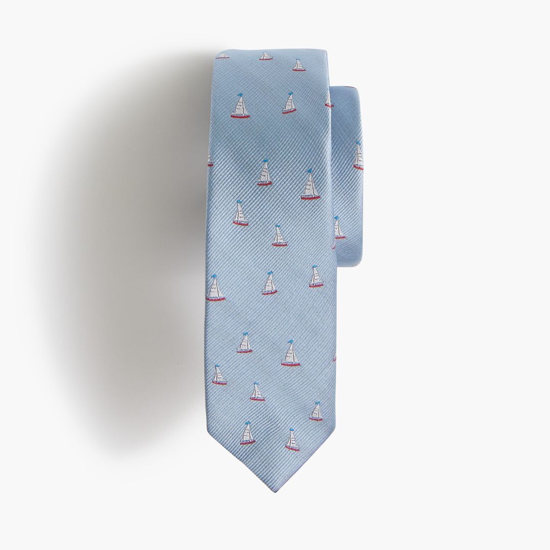 may sailboat tie