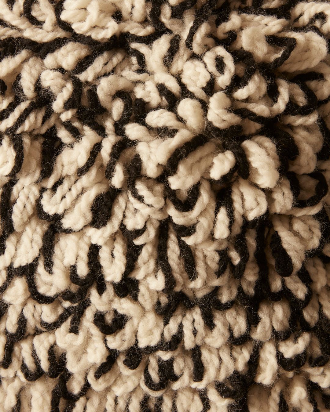 Loopy Hat - Black Cream