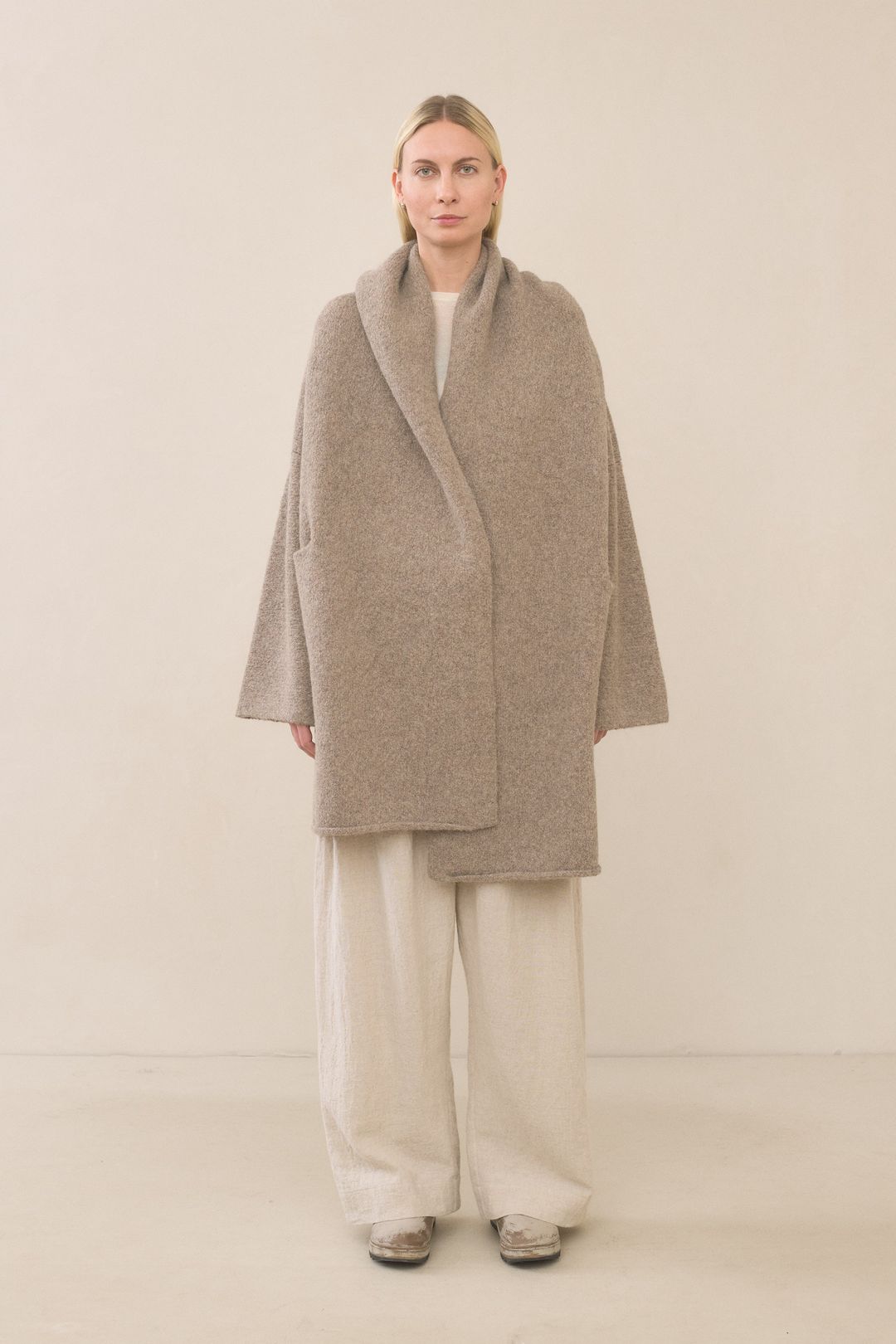 CAPOTE COAT