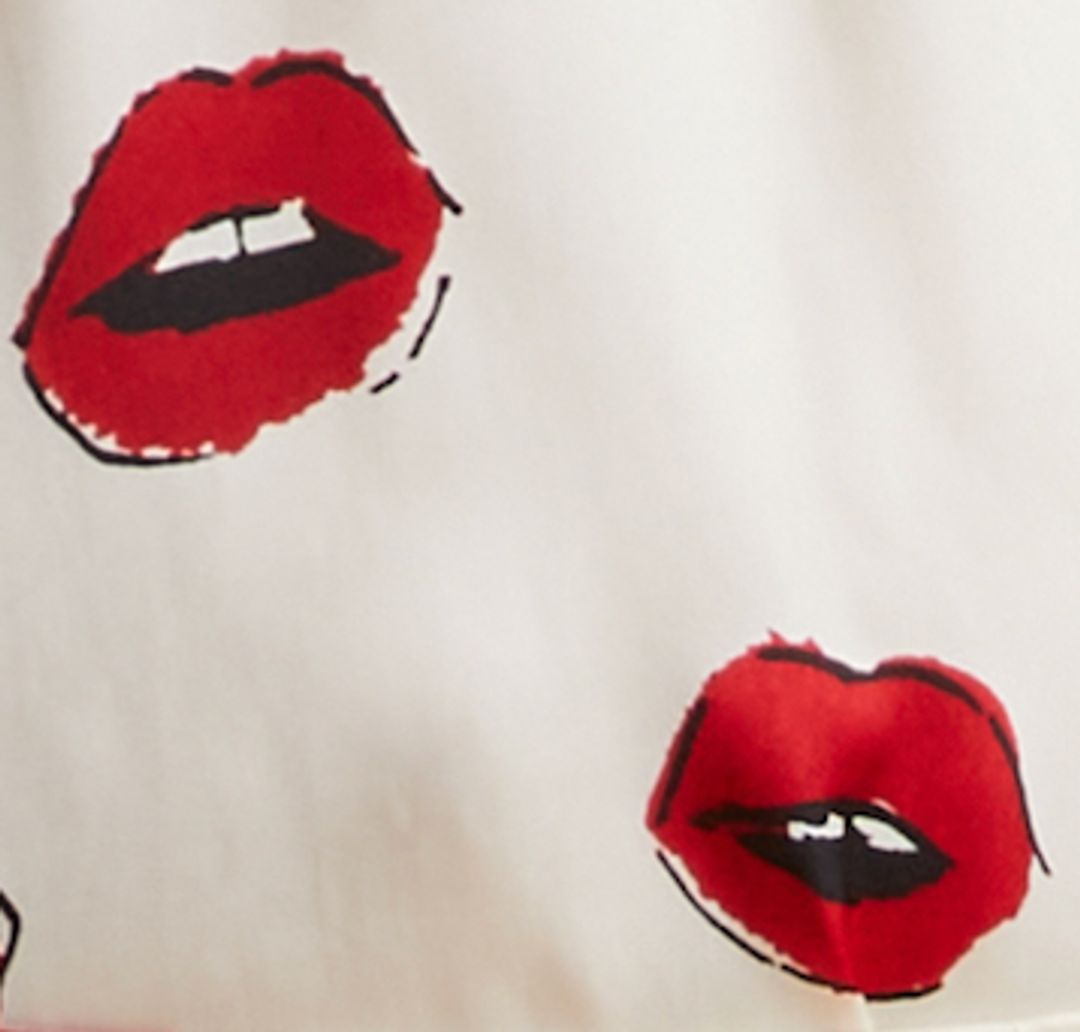 The Grisella Top in Cream with Red Lip Print #6