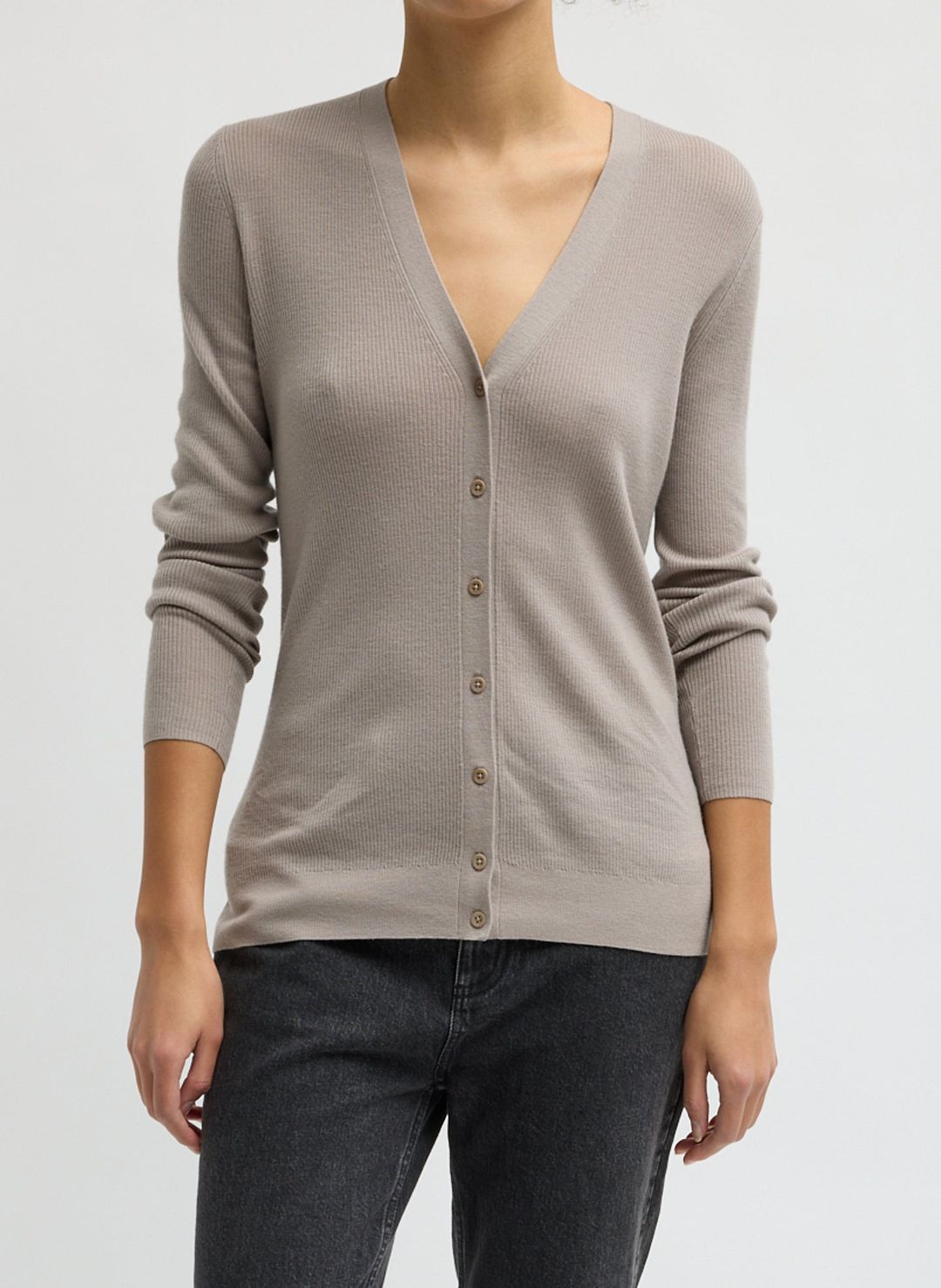 Feather Weight Ribbed V-Neck Slim Cardigan