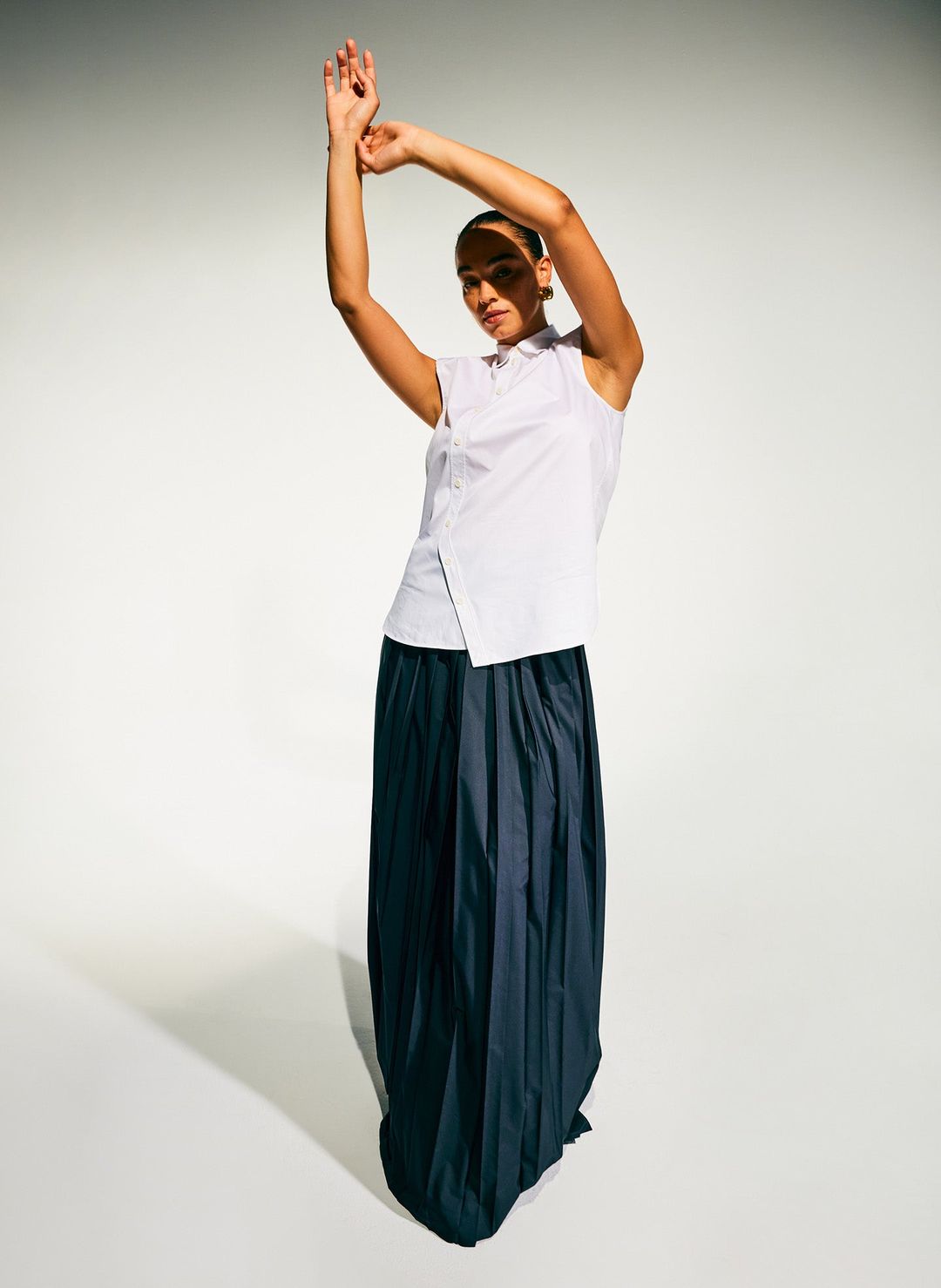 Italian Sporty Nylon Pleated Pull On Maxi Skirt #6