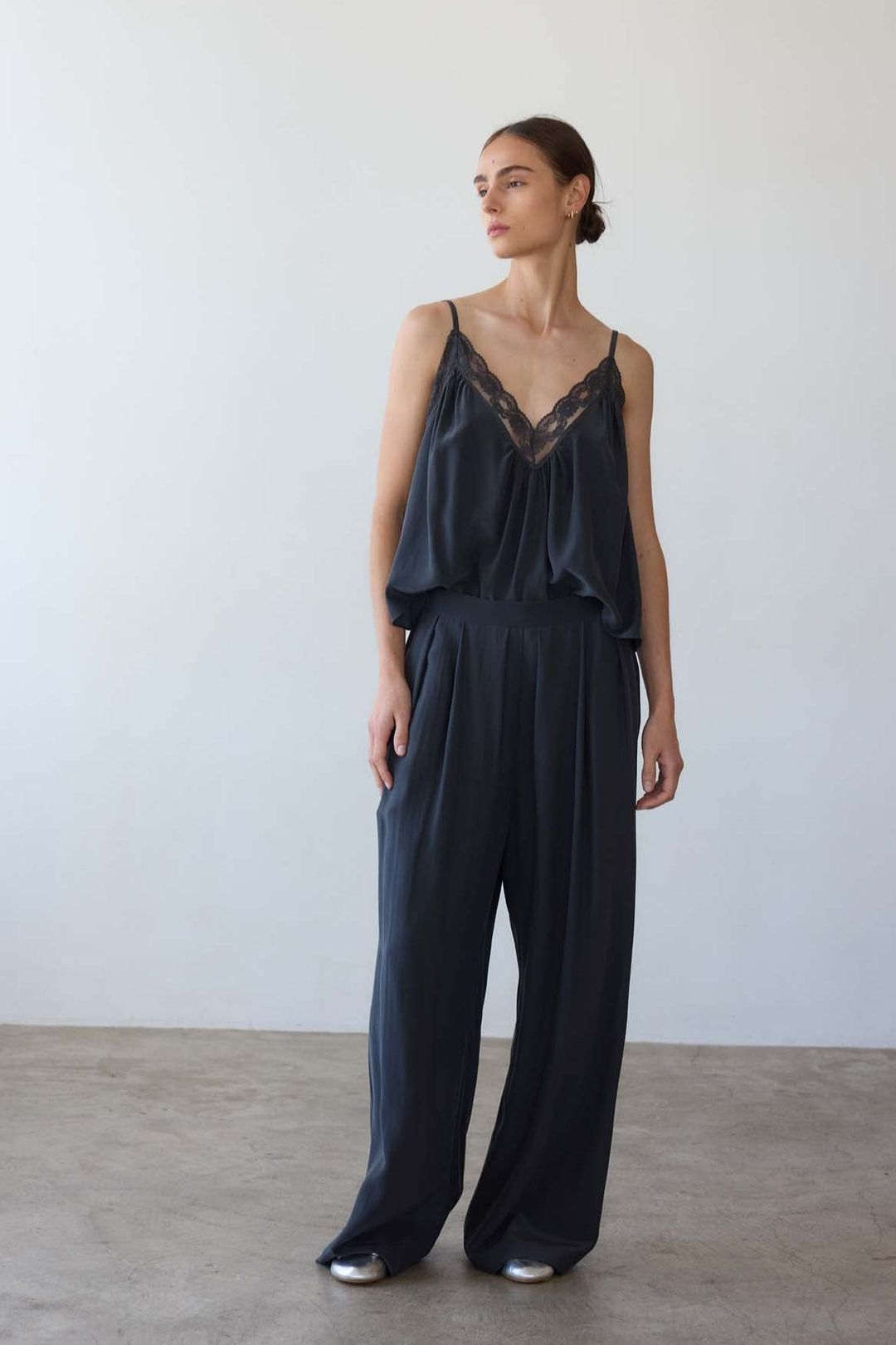 The Lounge Pant in Black