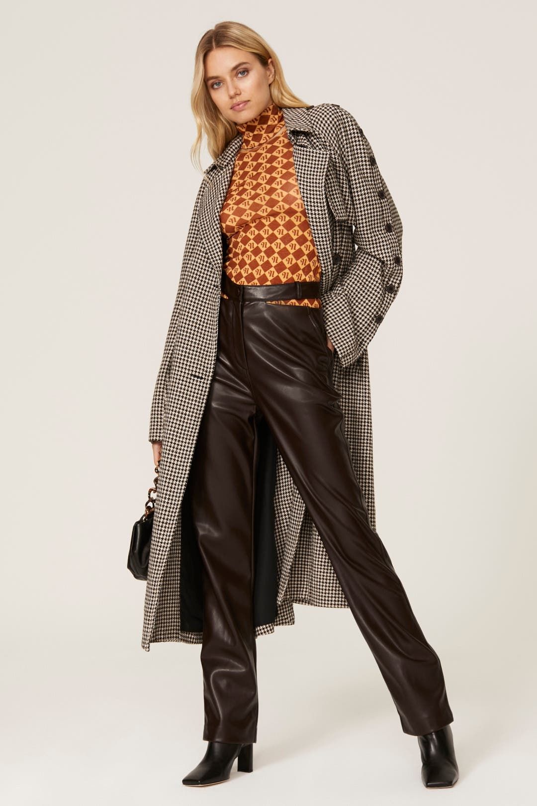 Hanny Cutout Turtleneck Top #2