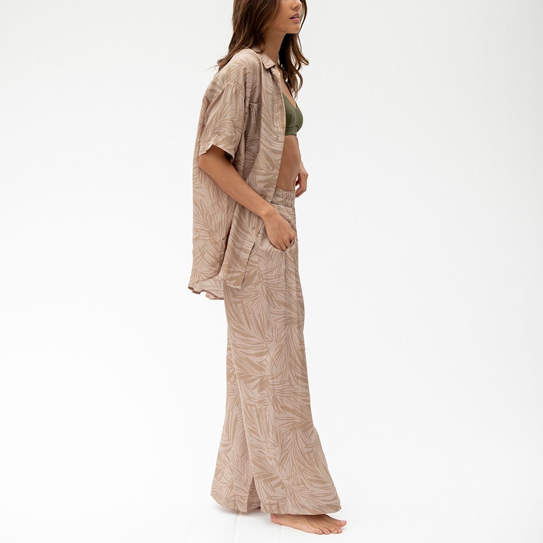 Day Trip Pant - Petite Palm Fronds Tan #4