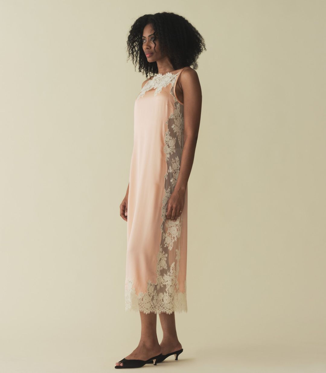HMD -- BRIETTA DRESS -- CORAL BLUSH