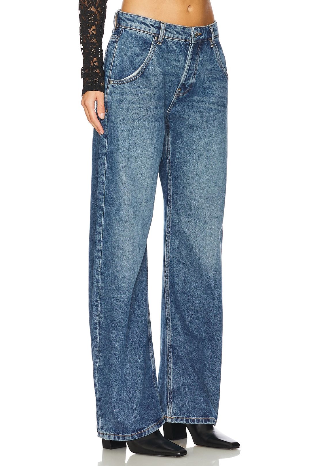 Enzo Mid Rise Barrel Jeans