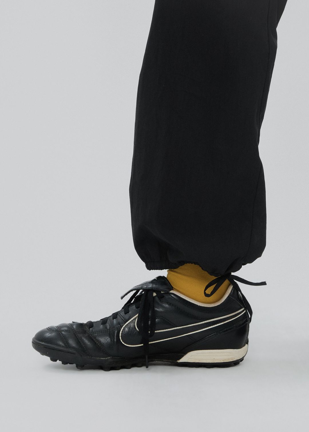 Host Pant in Black #7