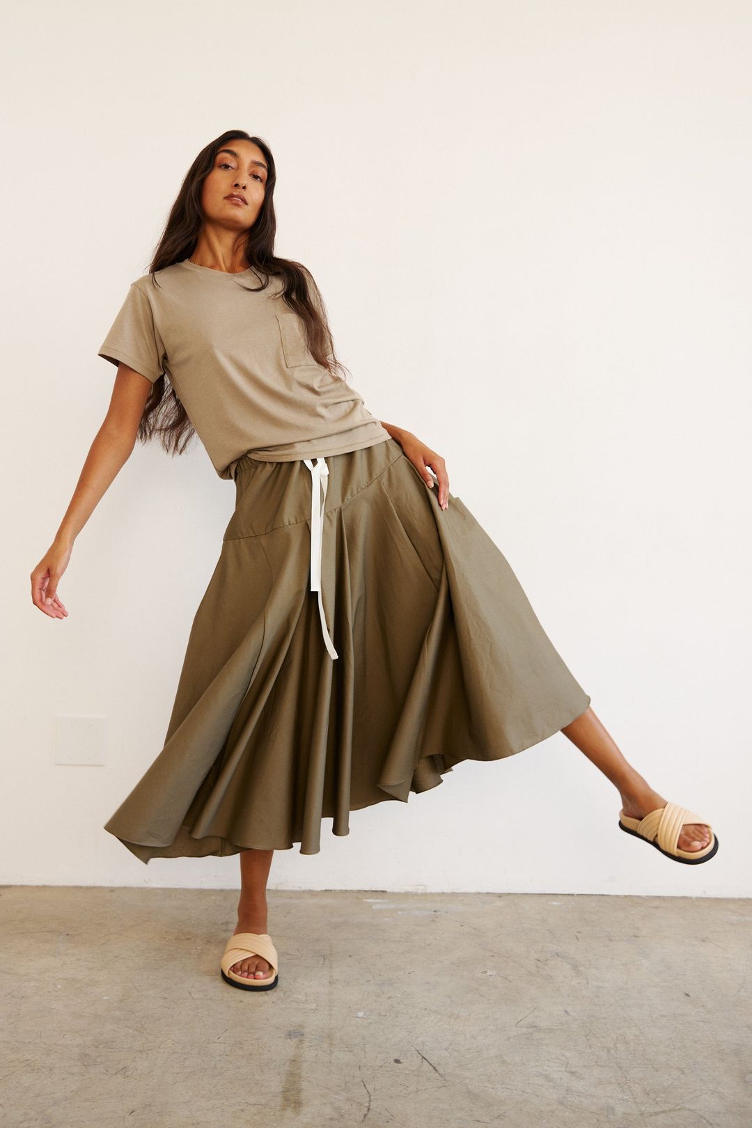 The Italian Summer Skirt in Taupe