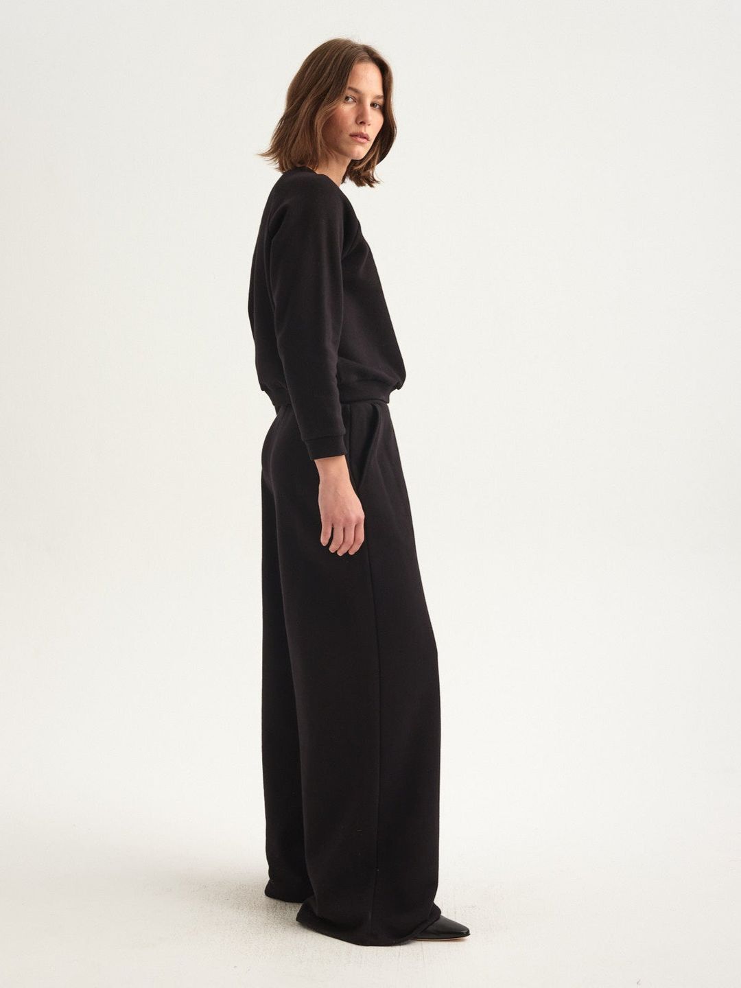 The Wide Leg Terry Trouser in Black #5