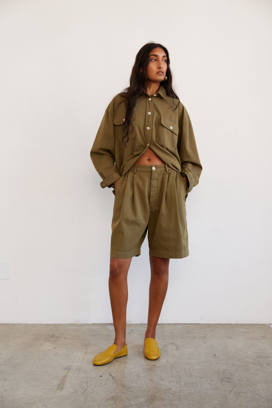 The Pleat Short in Khaki