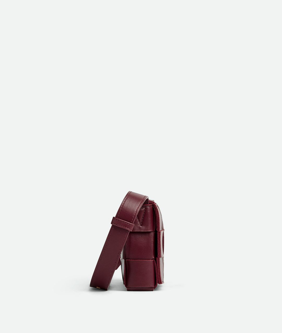 Classic Intreccio leather cross-body bag in Barolo #4