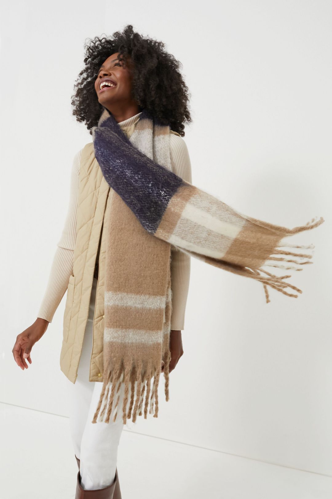 Trench Tartan Isla Boucle Scarf #3