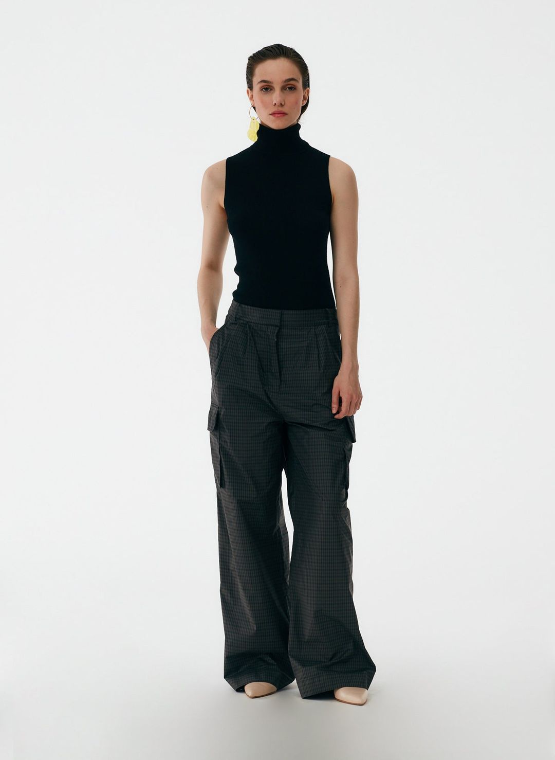 Feather Weight Ribbed Turtleneck Sweater Tank #8