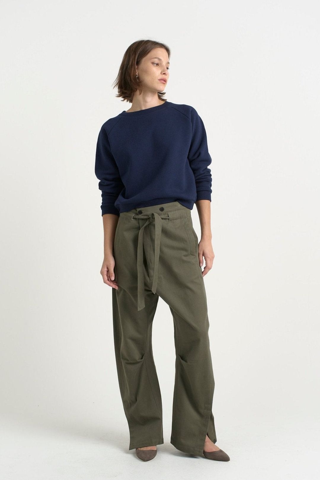 The Everything Pant in Olive #8