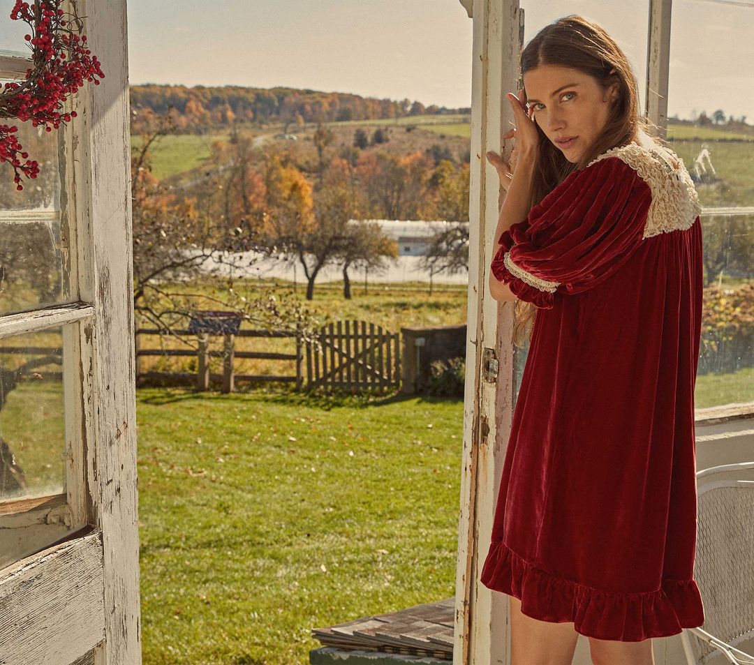 HMD -- RONDES DRESS -- CURRANT #10