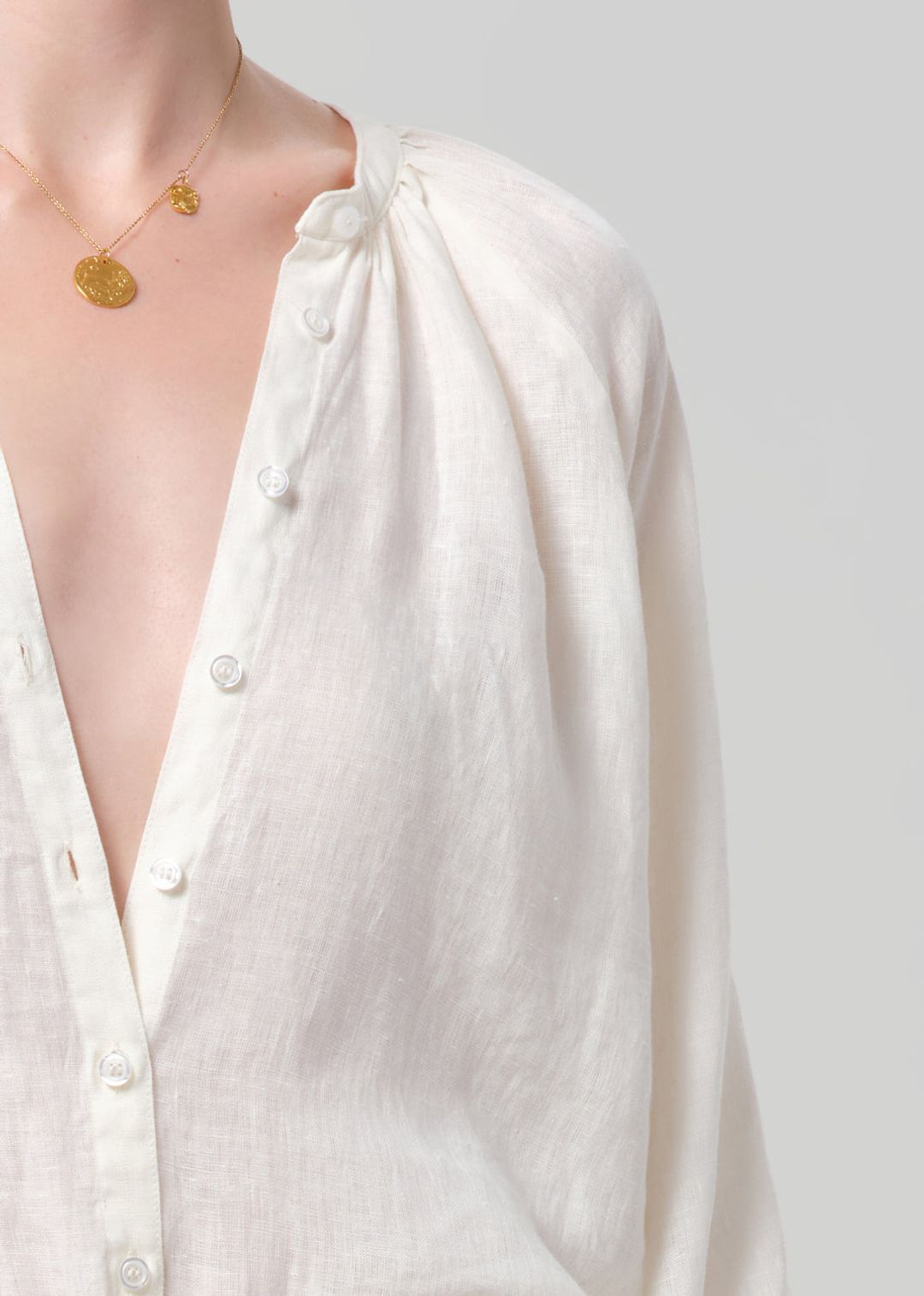 Paro Blouse in Villa #4