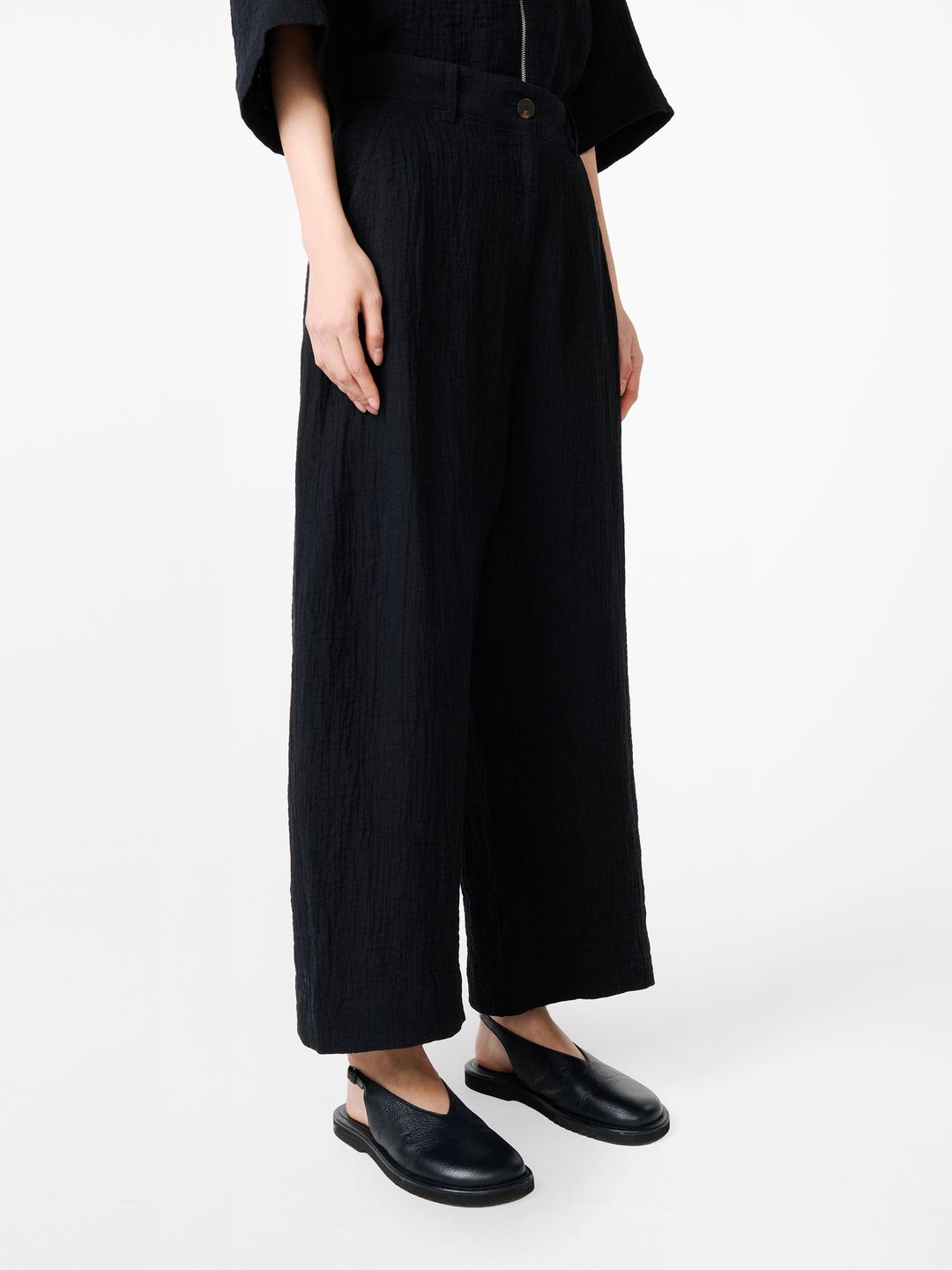 Chalco Linen Pant in Darkest Navy #5