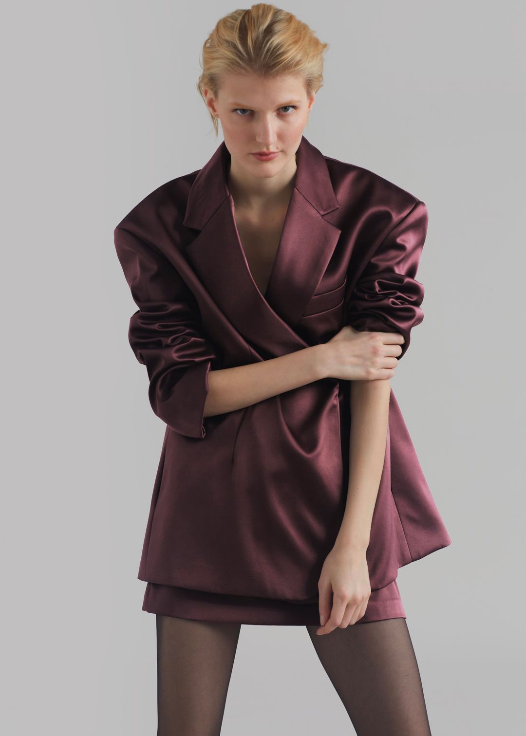 Jo Satin Blazer - Burgundy