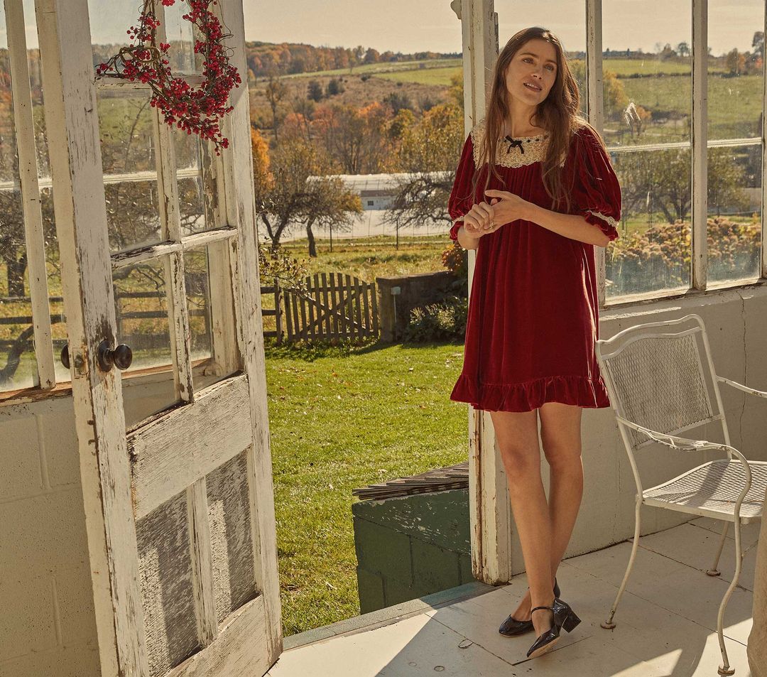 HMD -- RONDES DRESS -- CURRANT #4