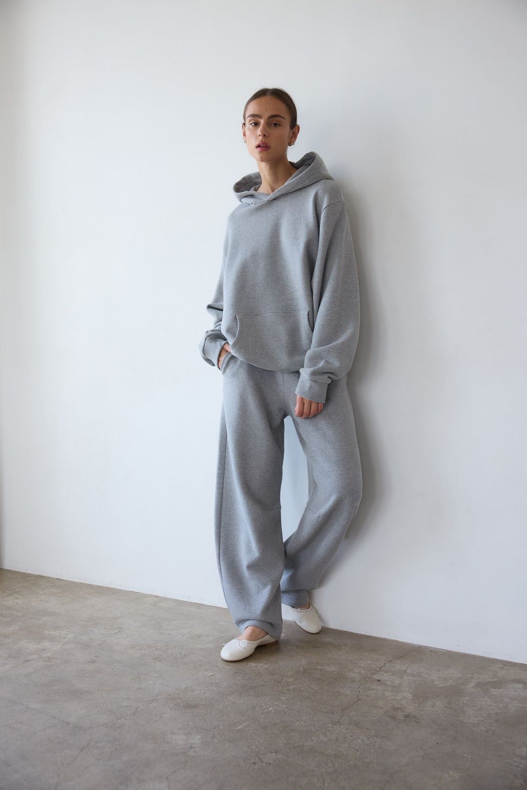 The Arc Lounge Pant in Heather Grey