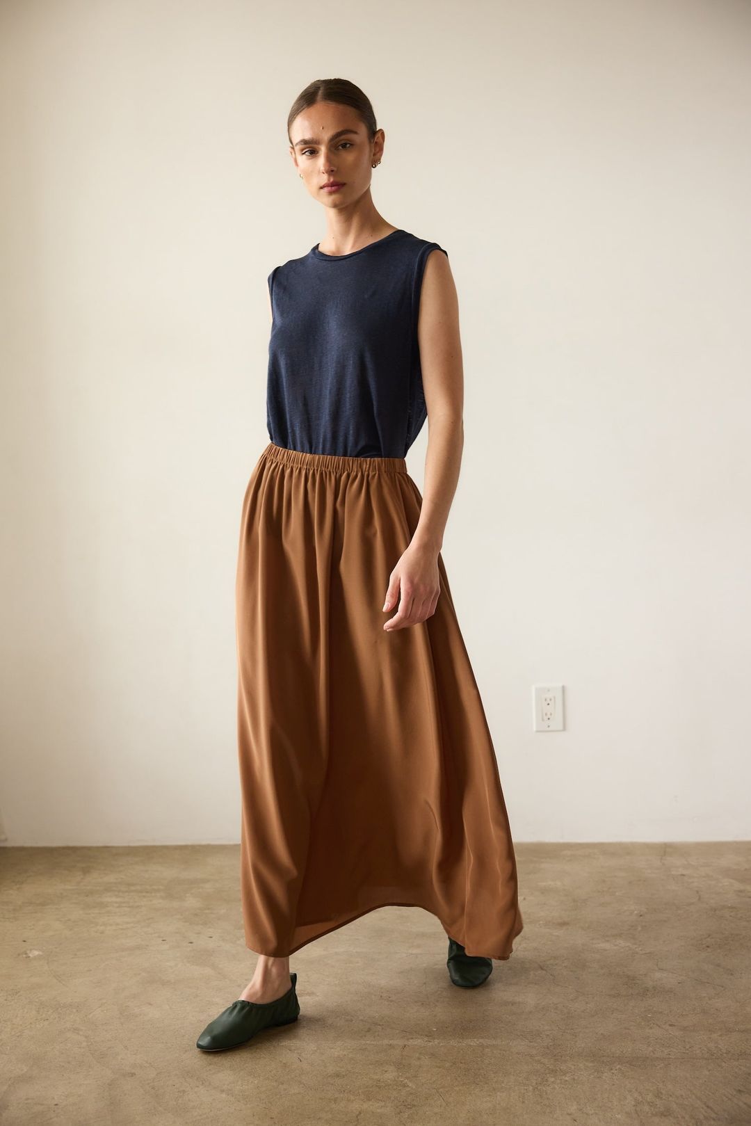 The Midi Swing Skirt in Clay #9